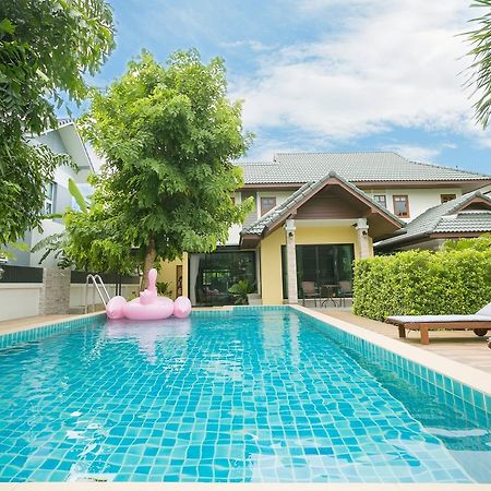 Y'S Villa 独栋泳池别墅-2 Chiang Mai Extérieur photo